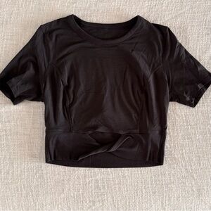 Cropped Lululemon T-Shirt